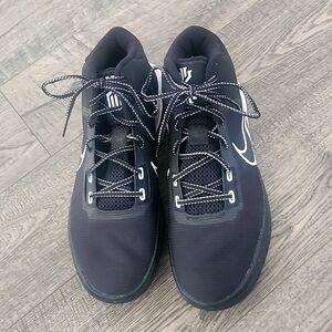 Nike Kyrie Flytrap Men’s Size 12 black